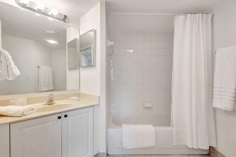 1400 S Crestwood Court S 1407, Royal Palm Beach, FL 33411 photo 14