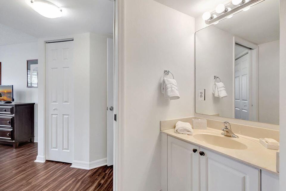 1400 S Crestwood Court S 1407, Royal Palm Beach, FL 33411 photo 15