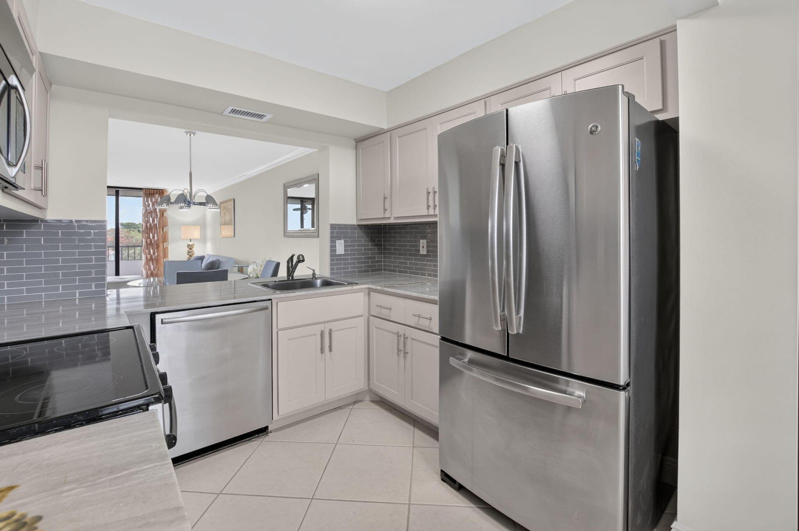 2070 Homewood Boulevard 5050, Delray Beach, FL 33445 photo 2