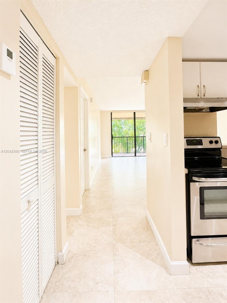 14421 N Kendall Drive 403m — photo 2