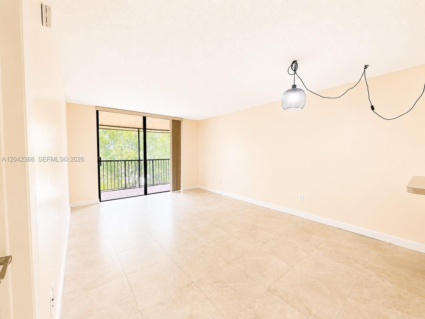 14421 N Kendall Drive 403m — photo 9