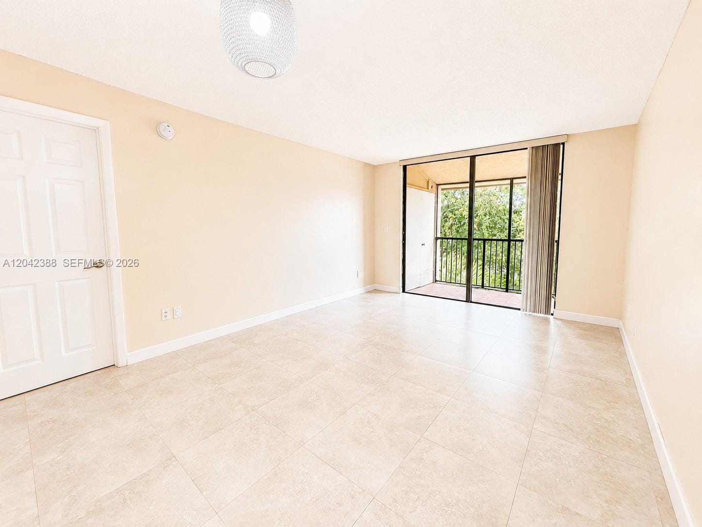 14421 N Kendall Drive 403m — photo 10