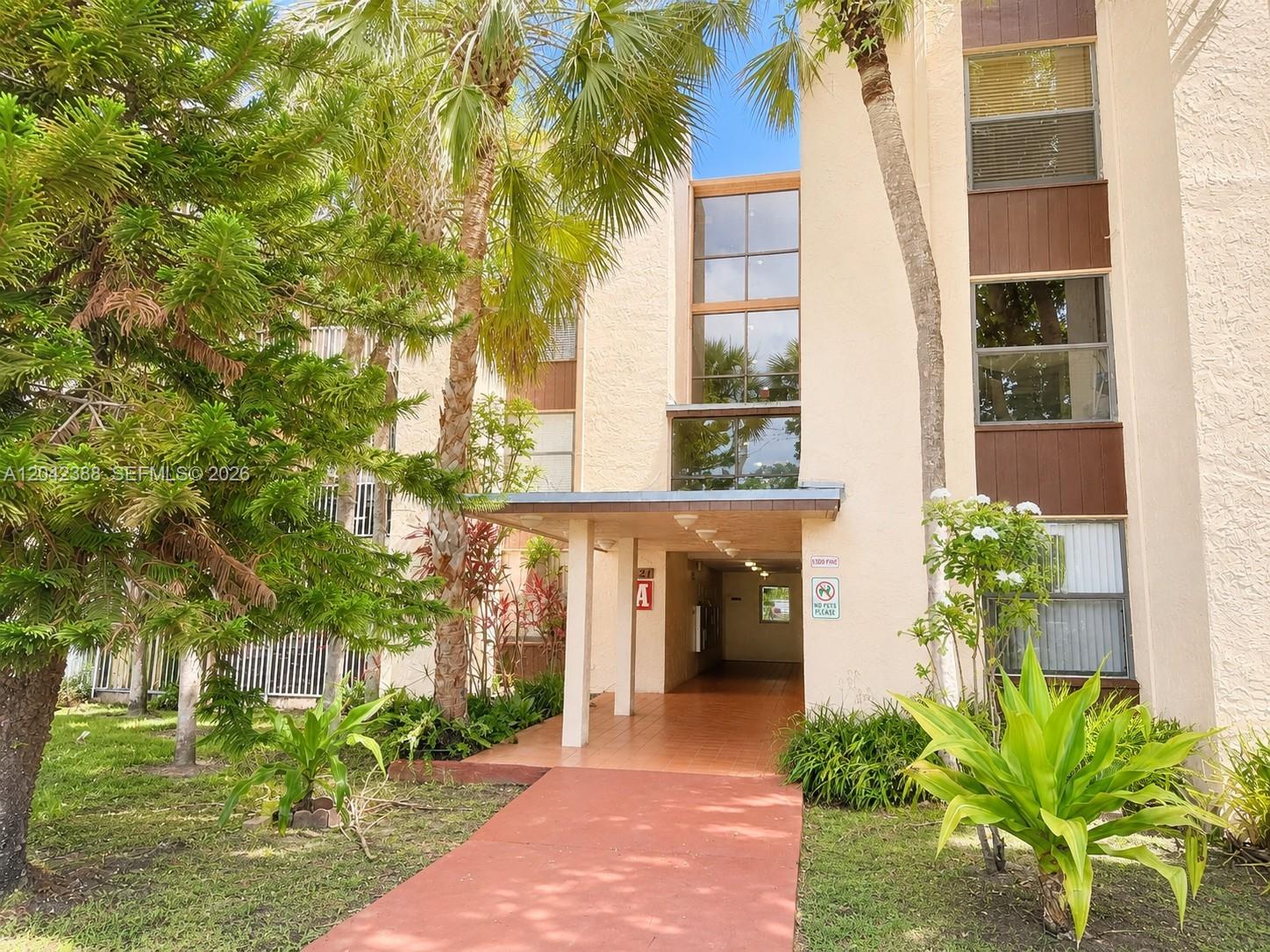 14421 N Kendall Drive 000, Miami, FL 33186, Miami