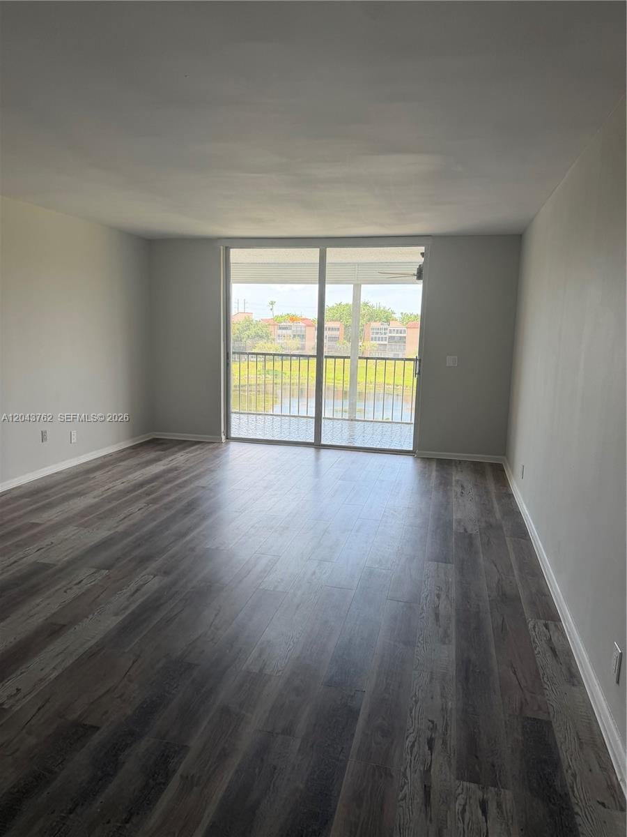7220 Lake Cir Drive 406, Margate, FL 33063 photo 8