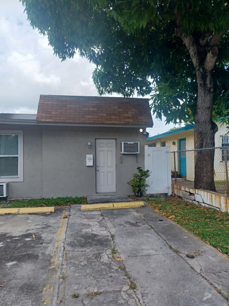 24 SW 13th Street 1-5, Dania Beach, FL 33004, Dania Beach