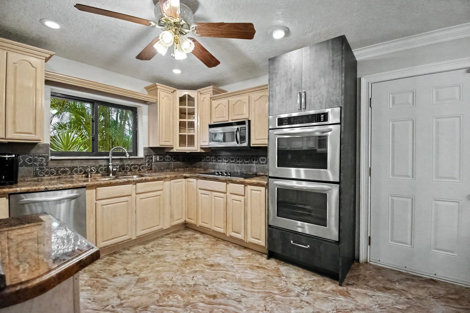 9708 Erica Court, Boca Raton, FL 33496 photo 24
