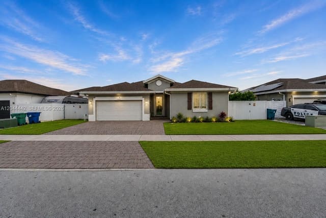 13361 SW 274th Terrace, Homestead, FL 33032