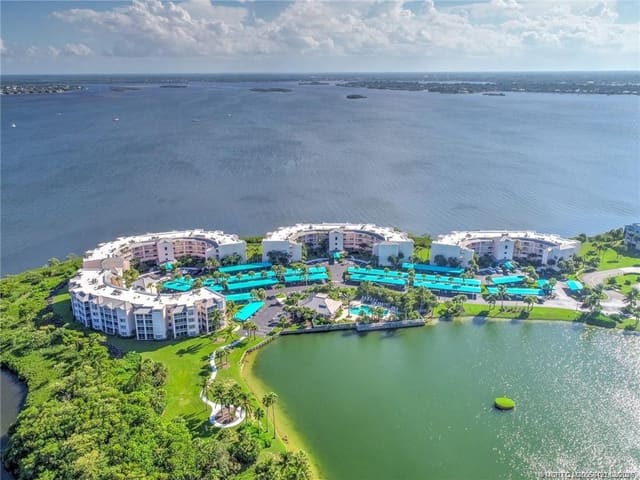 5750 NE Island Cove Way 3203, Stuart, FL 34996