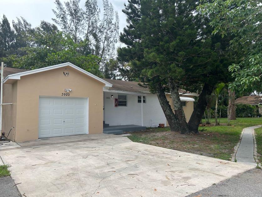 3920 7th Avenue N, Lake Worth Beach, FL 33461, Lake Worth Beach