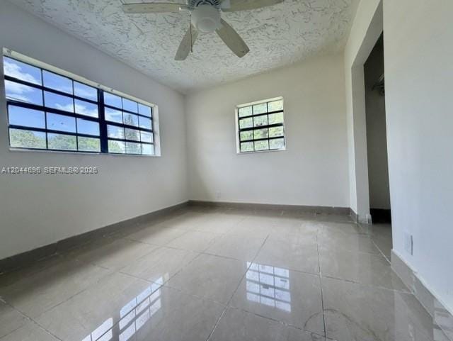 2115 SW 50th Avenue — photo 4