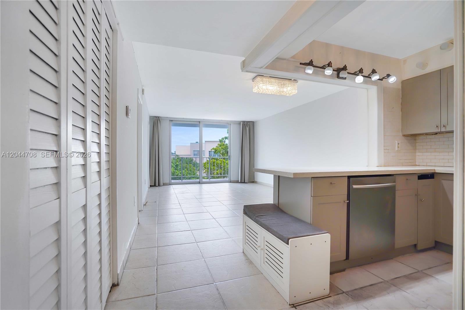 6900 Bay Drive 3H, Miami Beach, FL 33141, Miami Beach