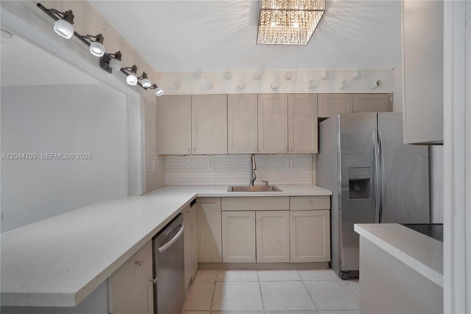 6900 Bay Drive 3H — photo 5