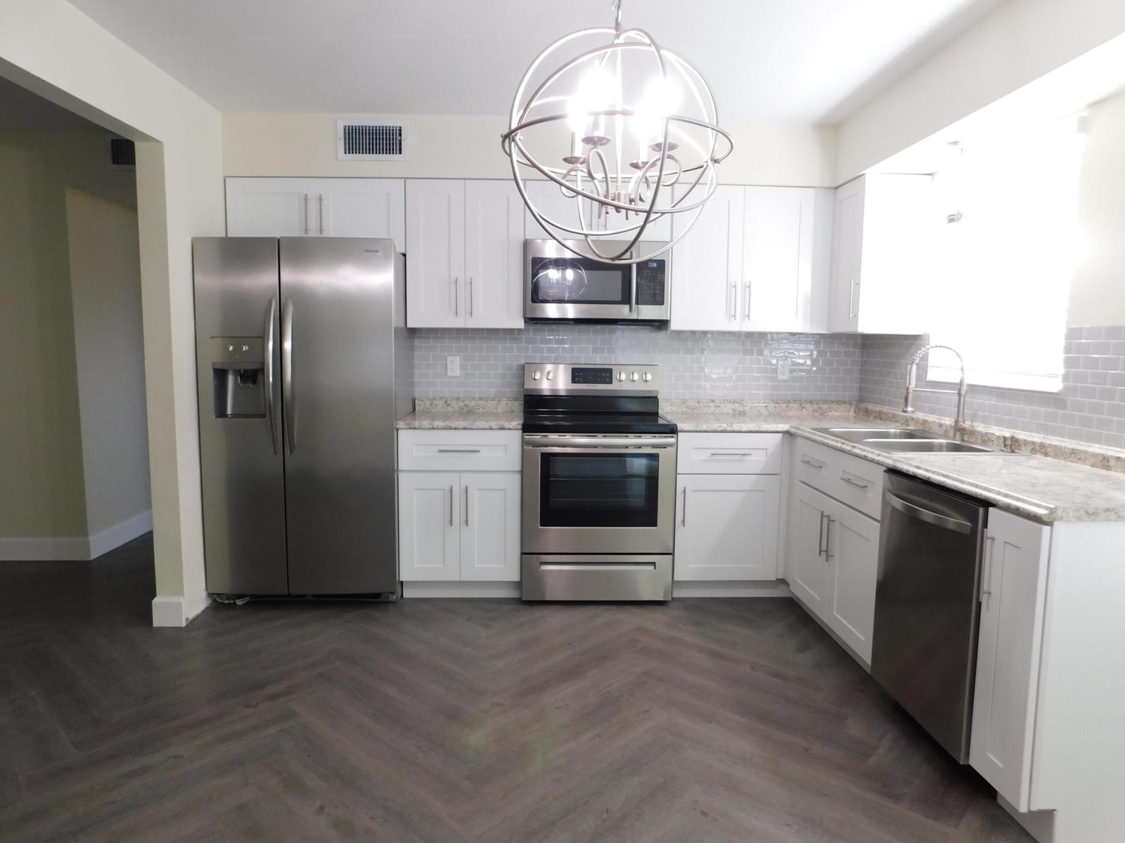 741 Hummingbird Way 2 — photo 4