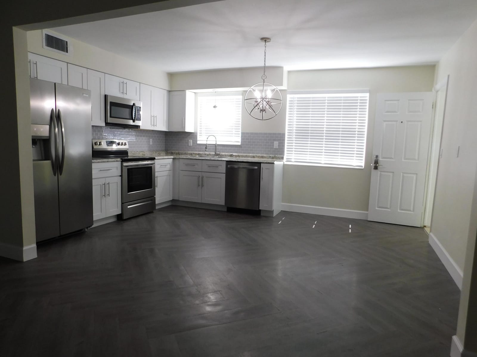 741 Hummingbird Way 2 — photo 7