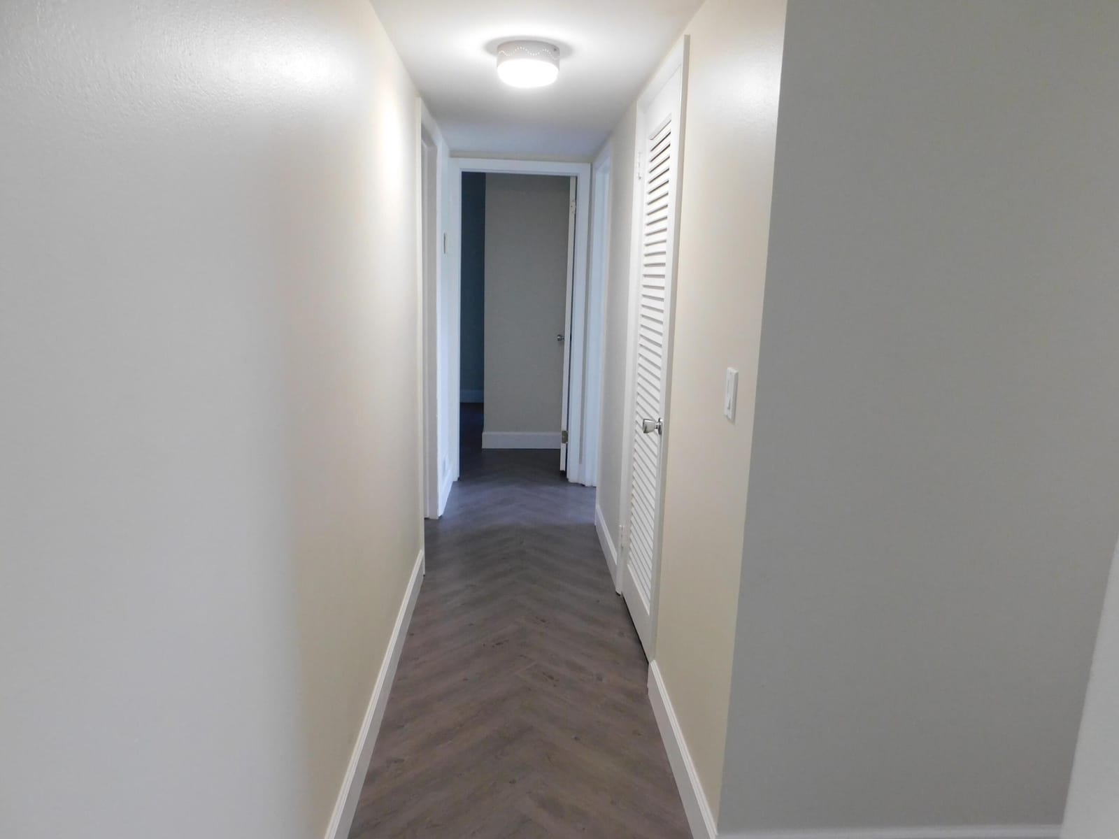 741 Hummingbird Way 2 — photo 9