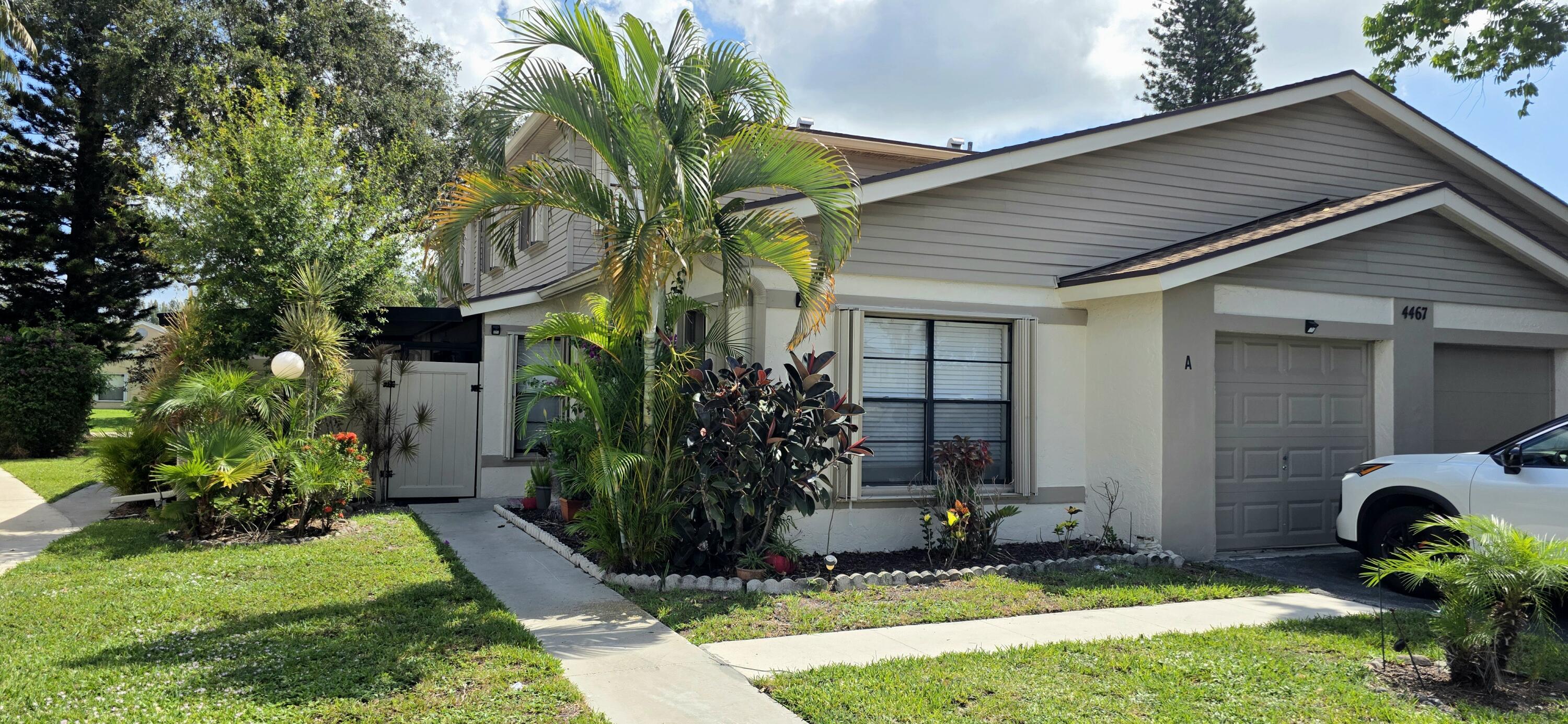4467 Willow Pond Road A, West Palm Beach, FL 33417