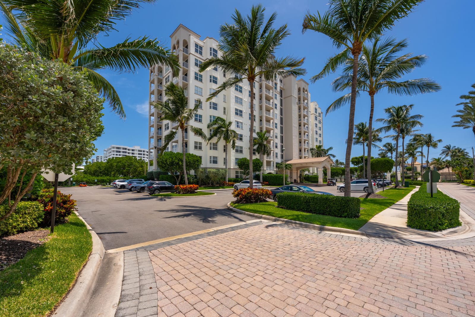3594 S Ocean Boulevard 604 — photo 1