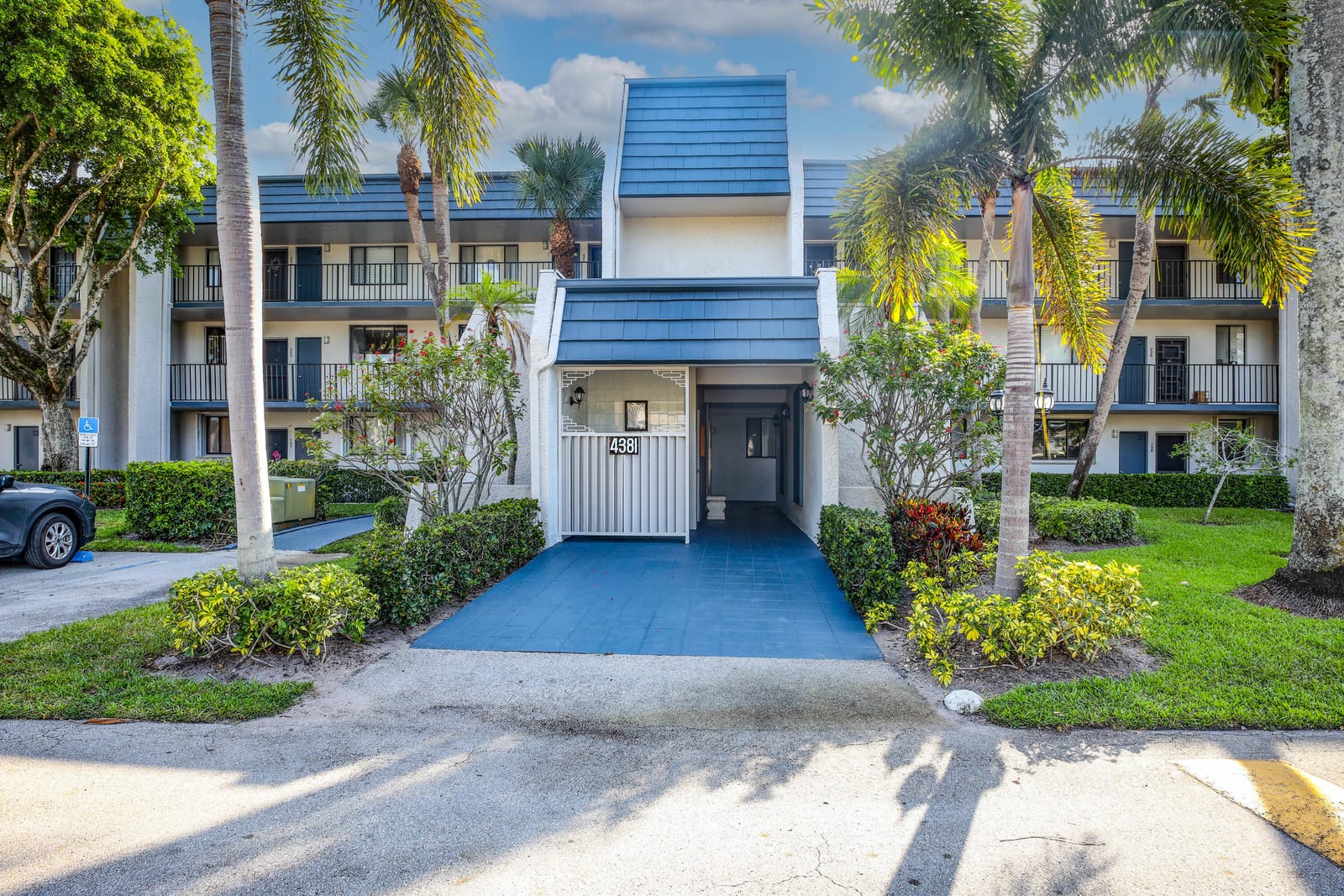 4381 Trevi Court 107, Lake Worth, FL 33467 photo 1