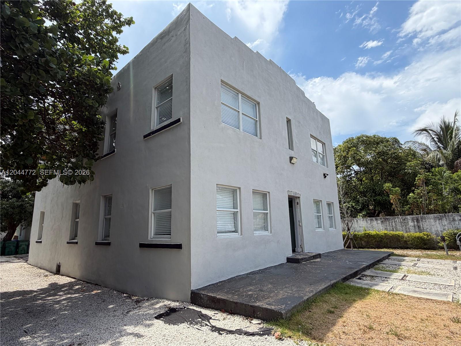 6828 NW 3rd Avenue 2, Miami, FL 33150