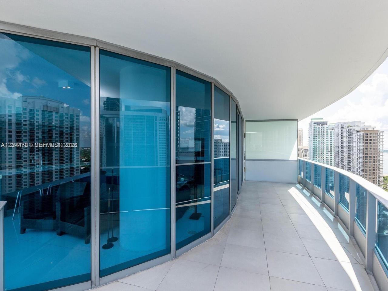 200 Biscayne Boulevard Way 3102, Miami, FL 33131 photo 3