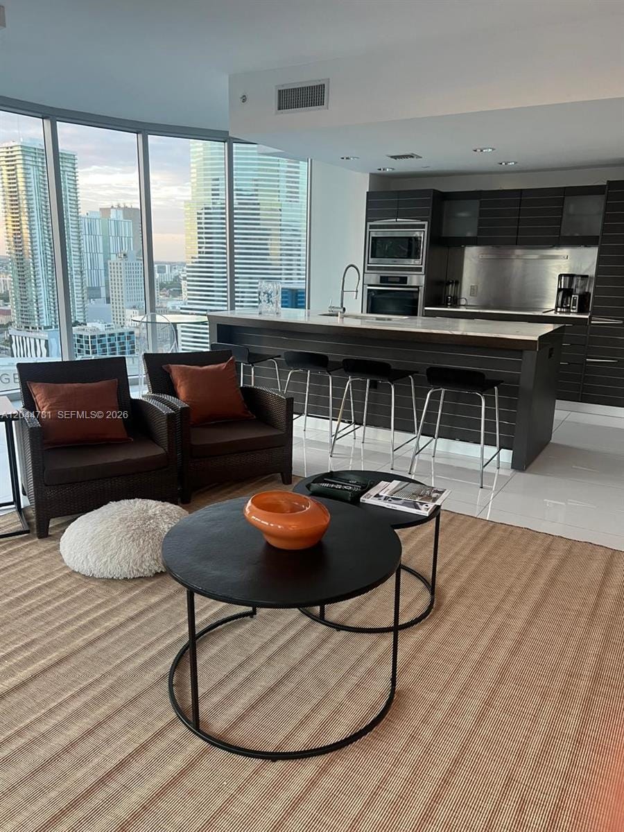 200 Biscayne Boulevard Way 3102, Miami, FL 33131 photo 5