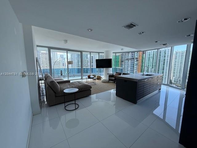 200 Biscayne Boulevard Way 3102, Miami, FL 33131 photo 9