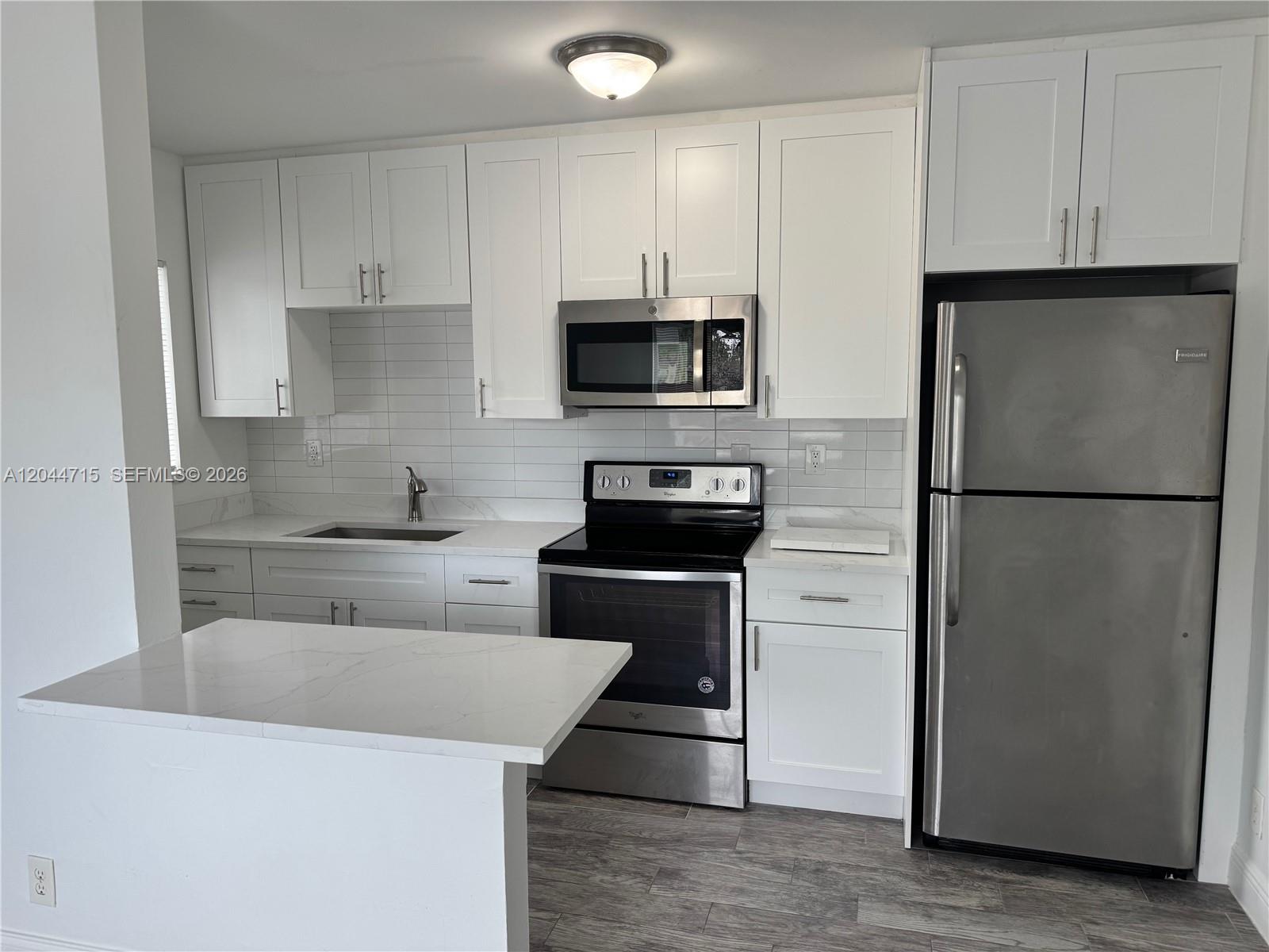 495 NW 43rd Court 1, Oakland Park, FL 33309, Oakland Park
