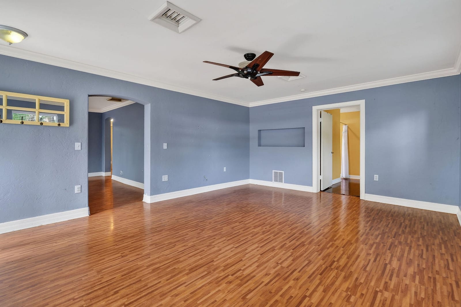 1005 Selkirk Street — photo 5