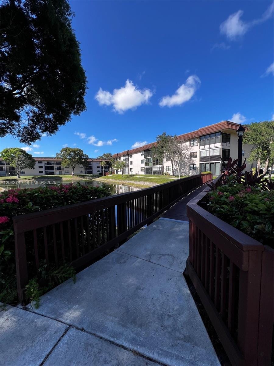 4975 E Sabal Palm Boulevard 304 — photo 3