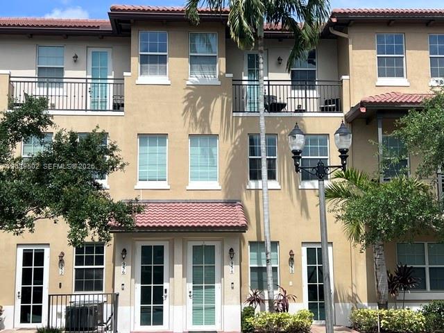 954 SW 147th Avenue 2610, Pembroke Pines, FL 33027
