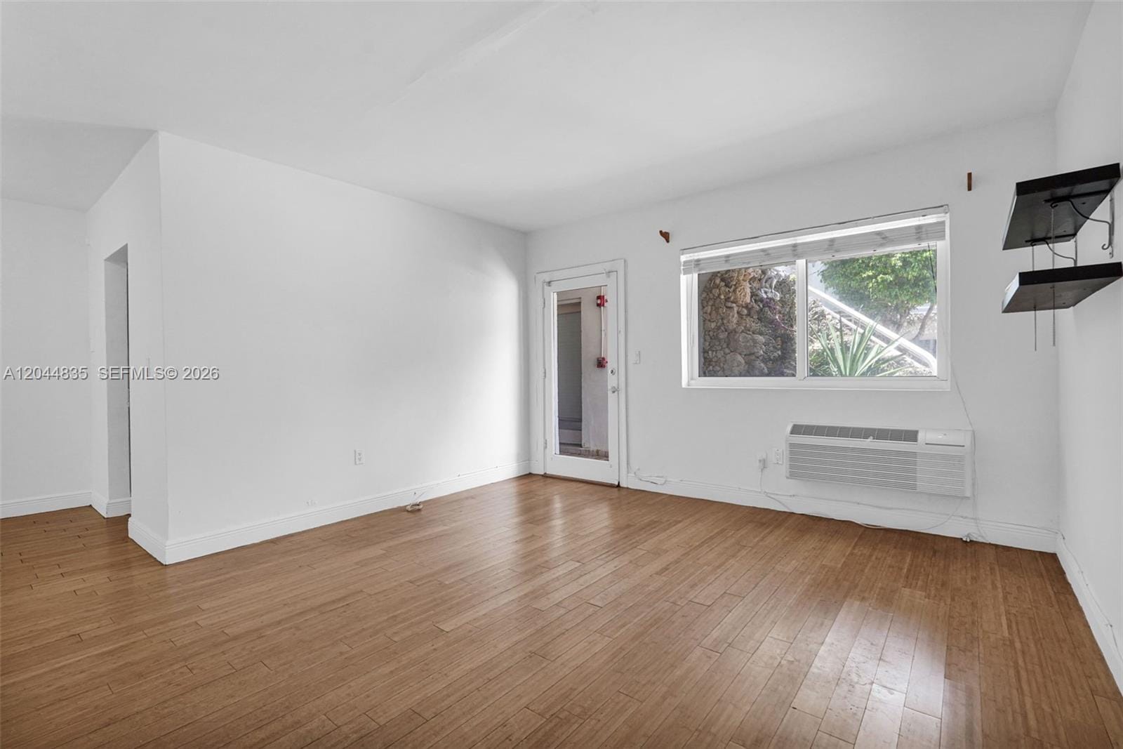 320 85th Street 4 — photo 2