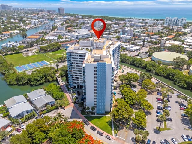 7441 Wayne Avenue 10H, Parkview Point, Miami Beach, FL