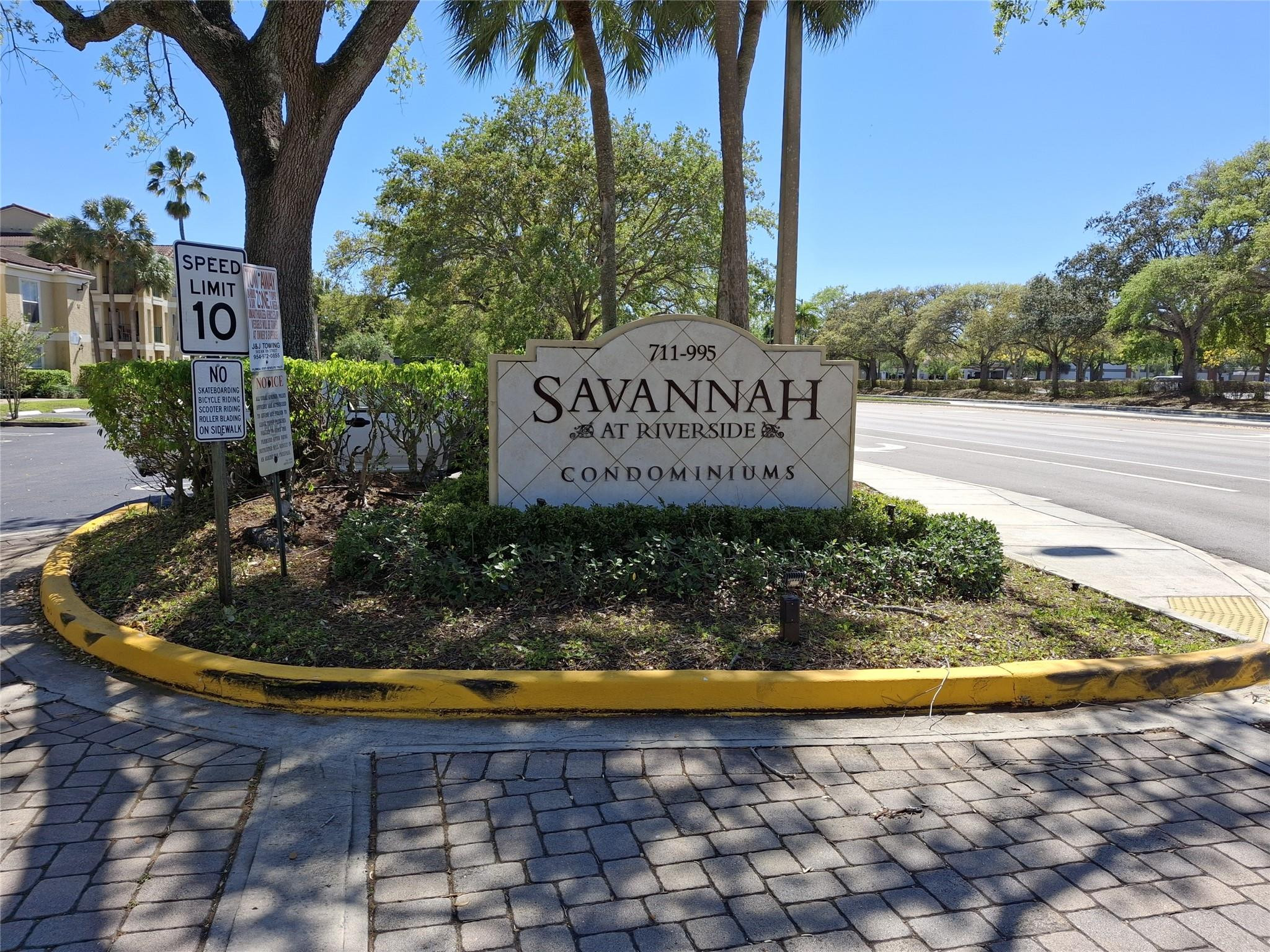 899 Riverside Drive 613, Coral Springs, FL 33071, Coral Springs