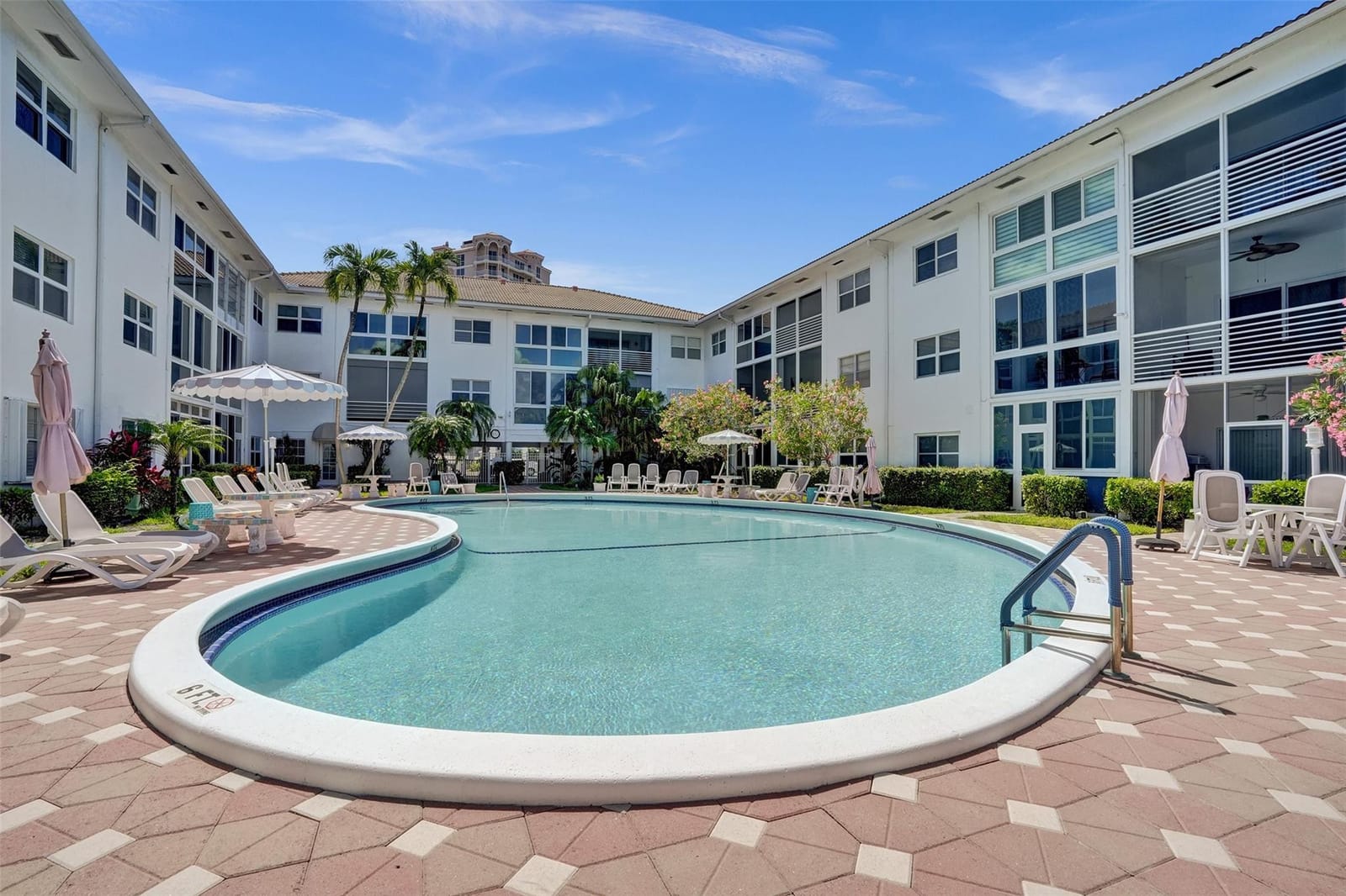 1461 S Ocean Boulevard 303, Lauderdale-By-The-Sea, FL 33062