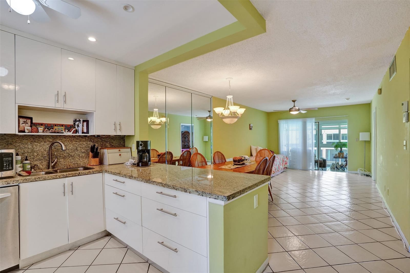 1461 S Ocean Boulevard 303, Lauderdale-By-The-Sea, FL 33062 photo 6
