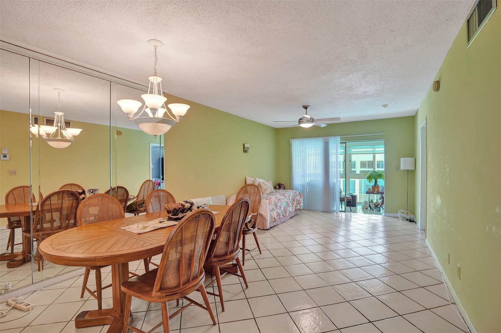 1461 S Ocean Boulevard 303, Lauderdale-By-The-Sea, FL 33062 photo 8