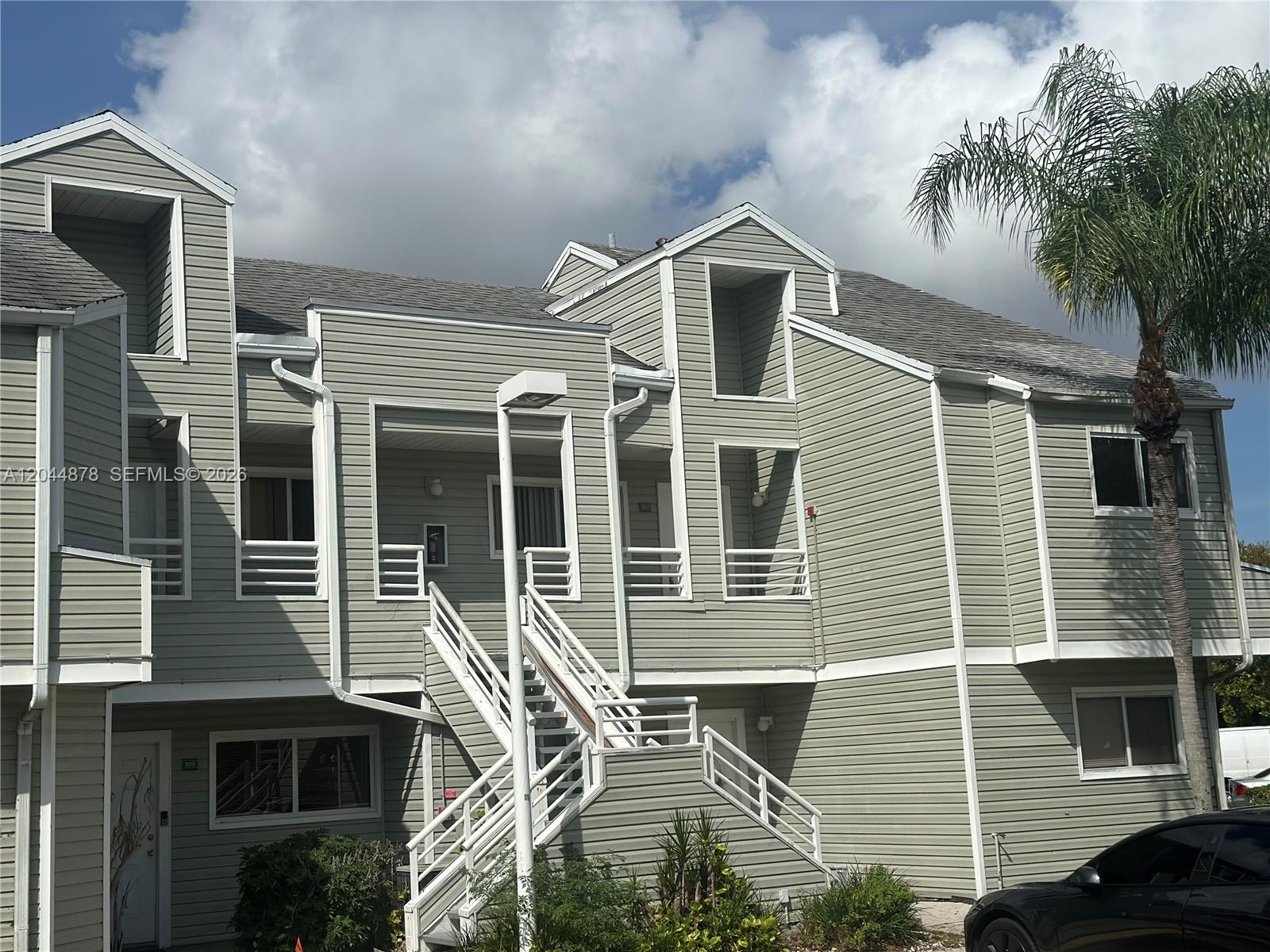 3417 NW 44th Street 206, Oakland Park, FL 33309, Oakland Park