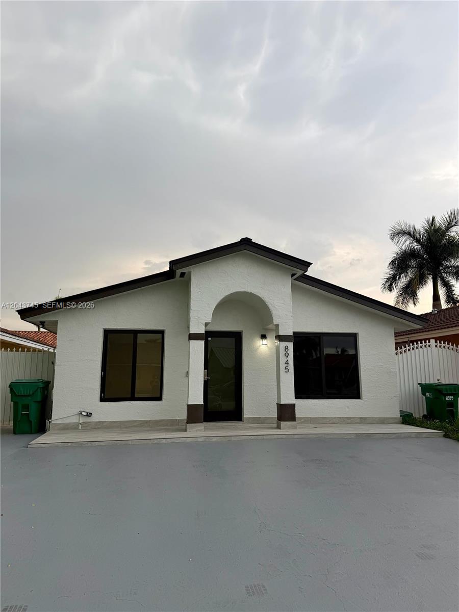 8945 NW 114th Street 1, Hialeah Gardens, FL 33018, Hialeah Gardens