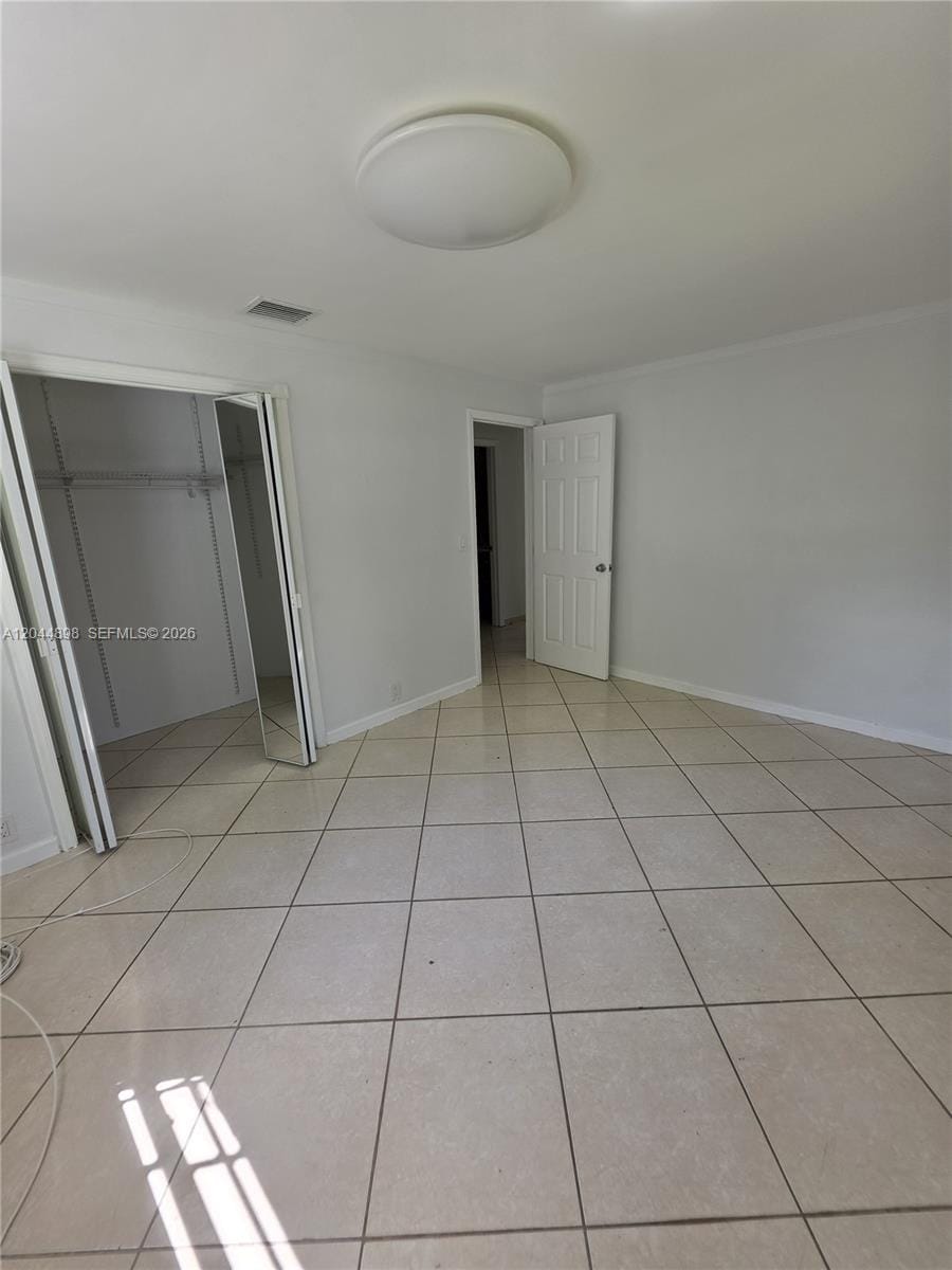 5720 Douglas Street — photo 3