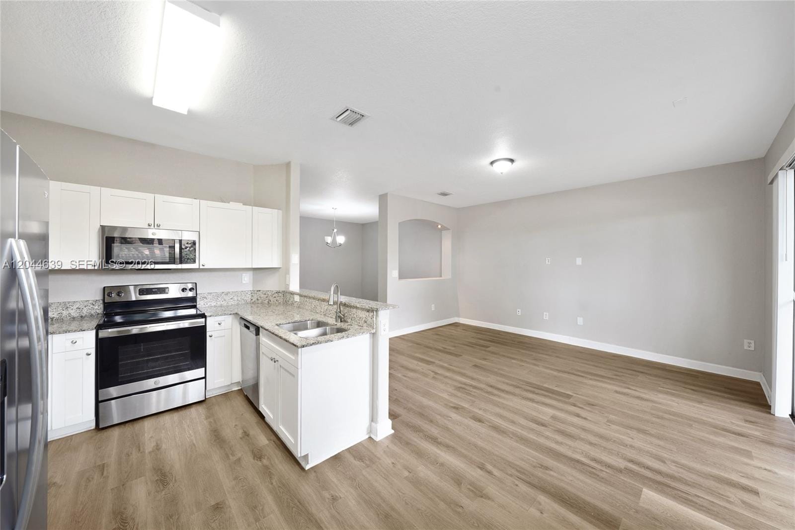 10709 NW 81st Lane, Doral, FL 33178 photo 12