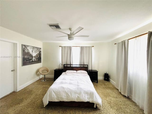 2150 NE 172nd Street B, North Miami Beach, FL 33162