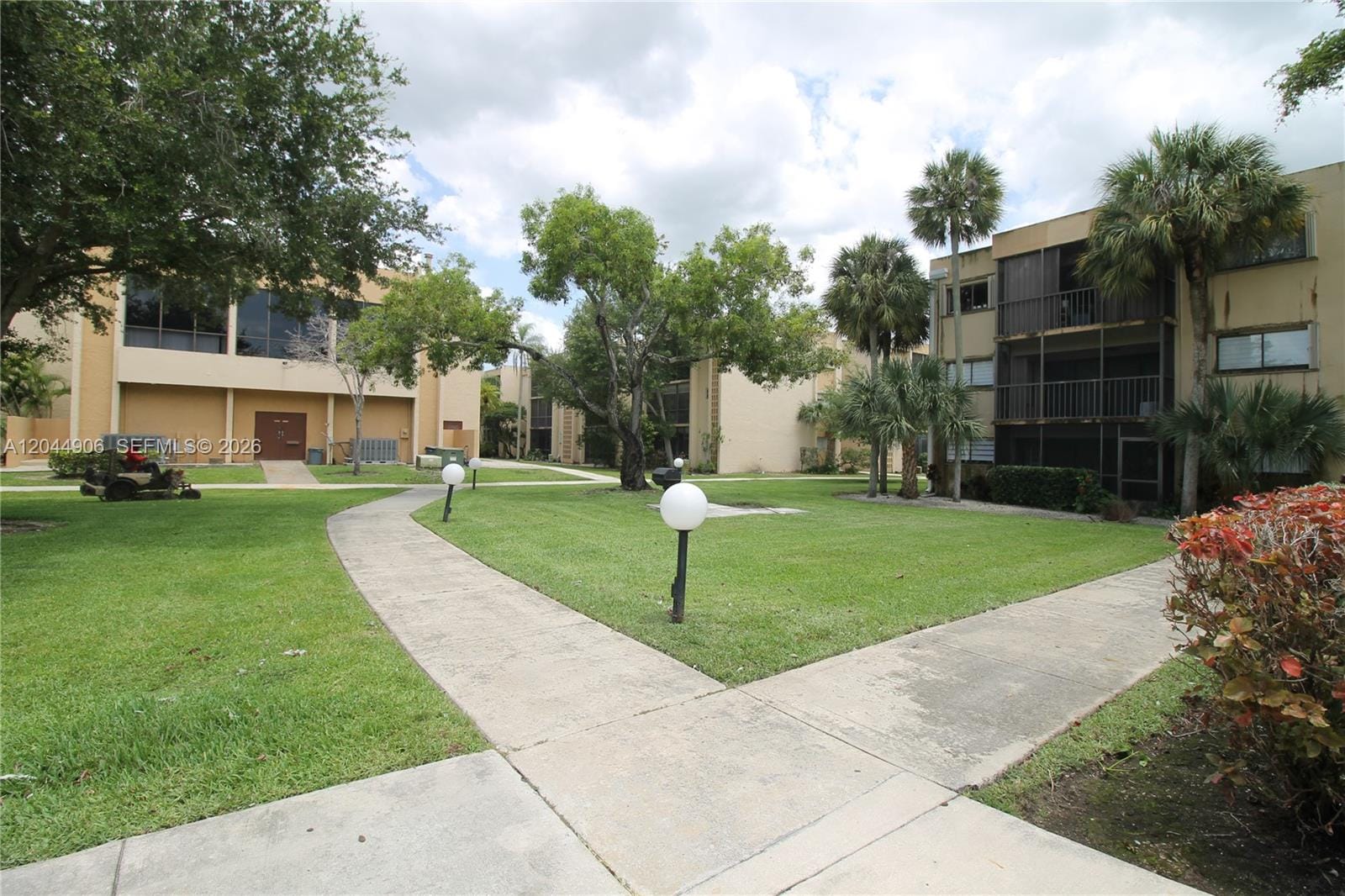 8415 SW 107th Avenue 359W, Miami, FL 33173 photo 14