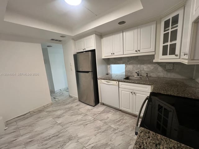 1600 S Ocean Drive 18C, Hollywood, FL 33019