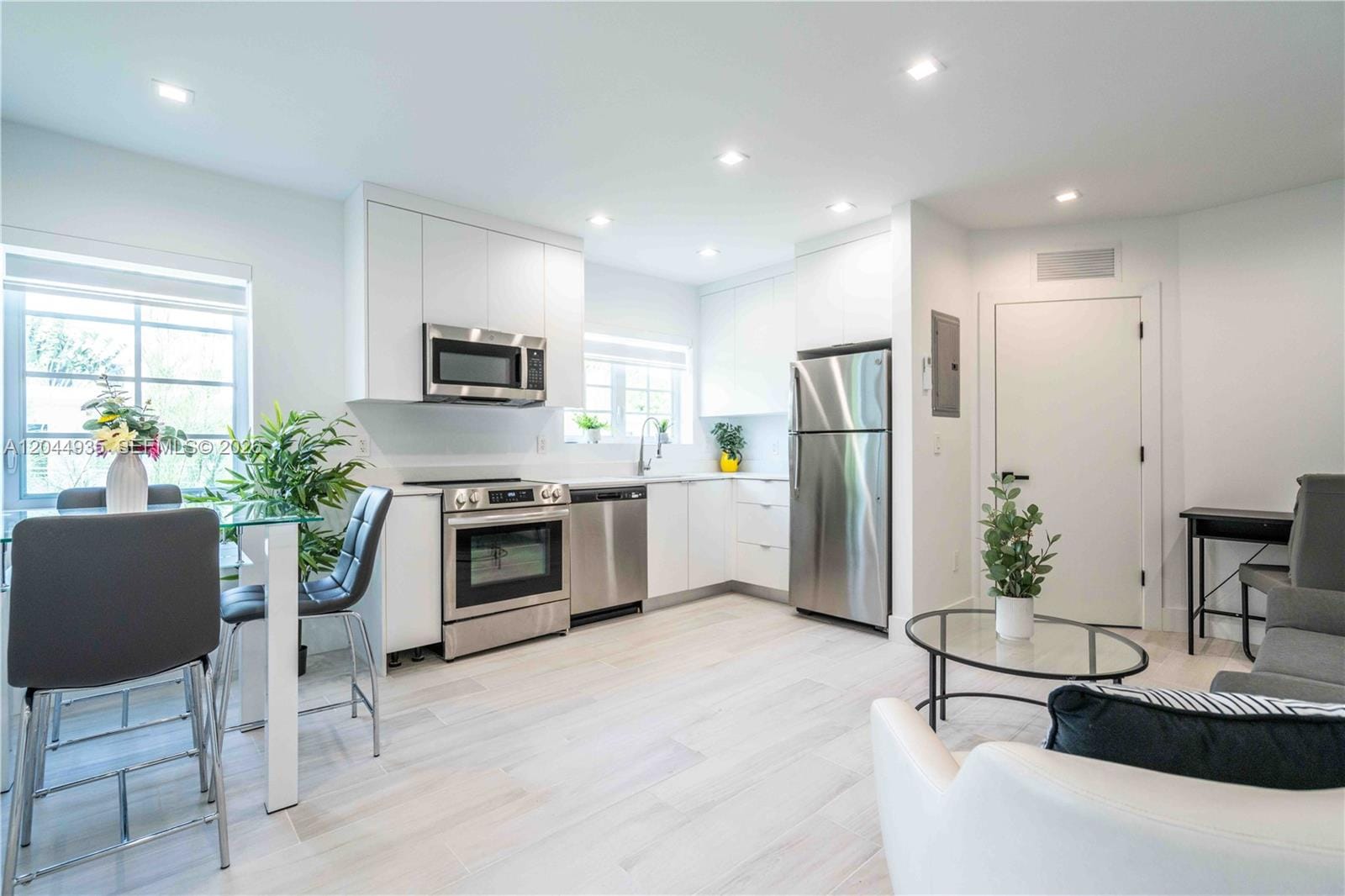 960 Jefferson Avenue, Miami Beach, FL 33139 photo 23