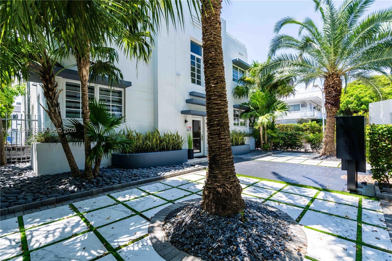 960 Jefferson Avenue, Miami Beach, FL 33139 photo 4