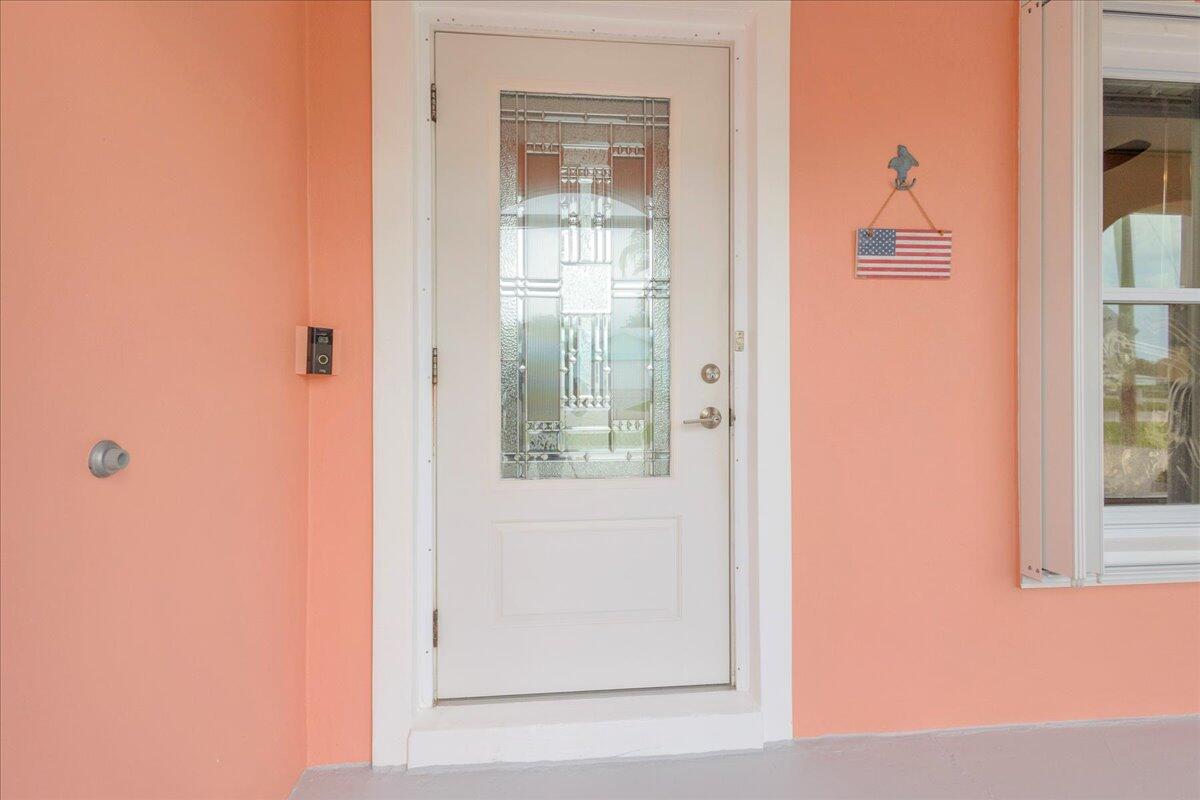611 SE Harborview Drive — photo 7