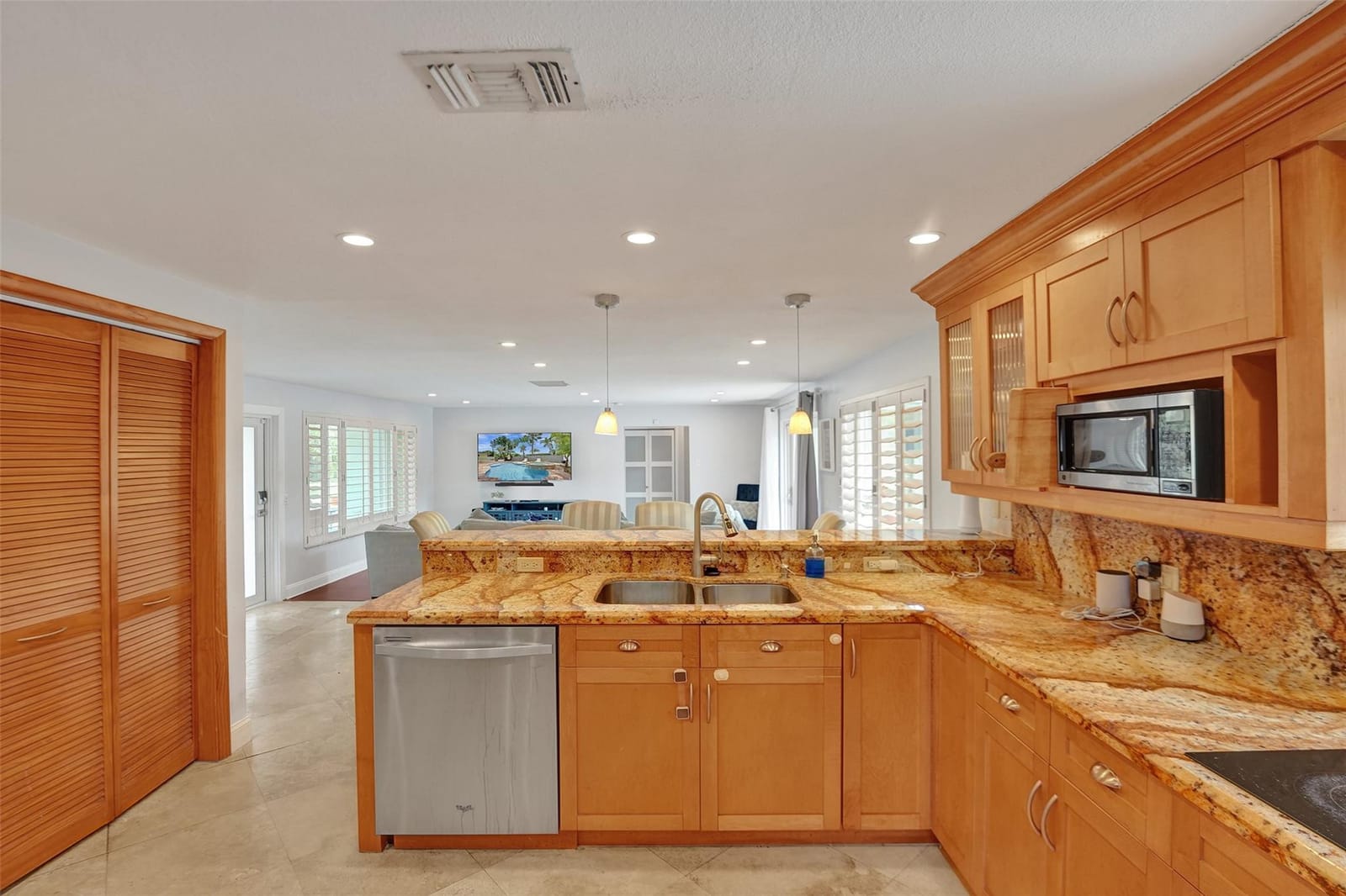 720 NW 29th Court — photo 6