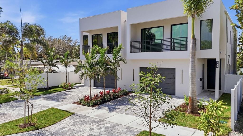1135 NE 11th Avenue, Fort Lauderdale, FL 33304 photo 4