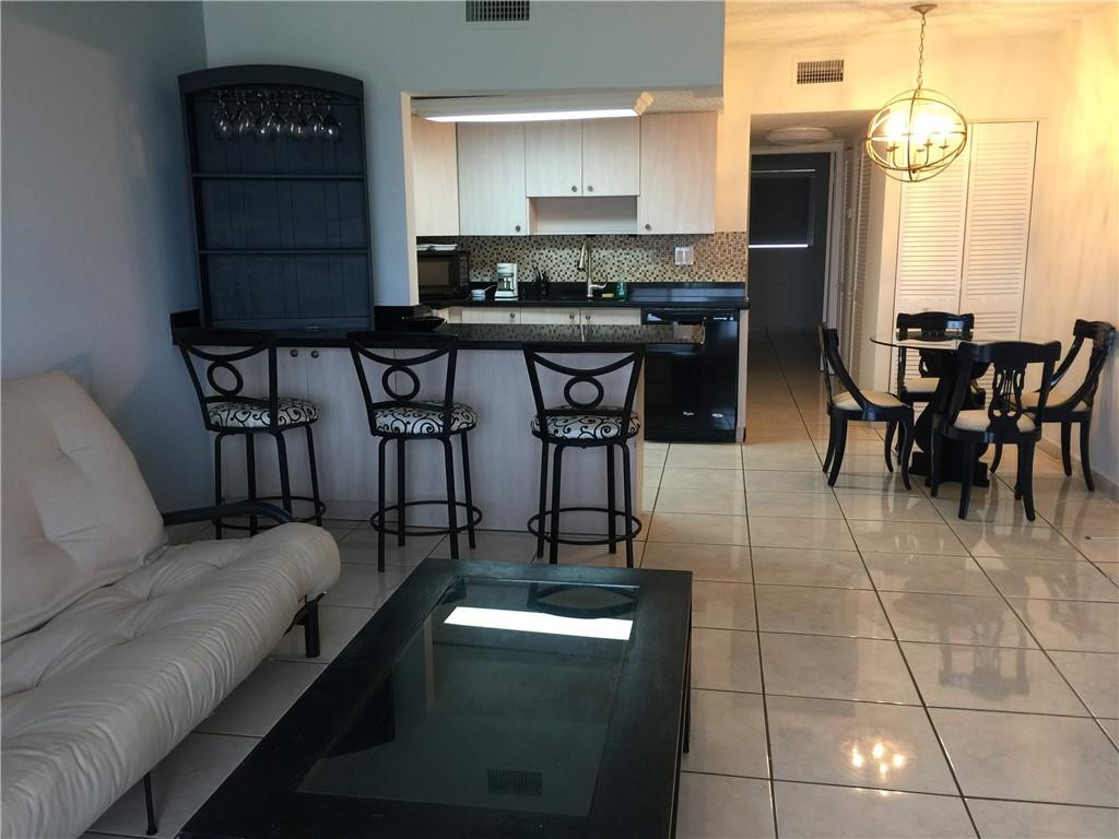 300 E Oregon Street E 303, Hollywood, FL 33019, Hollywood