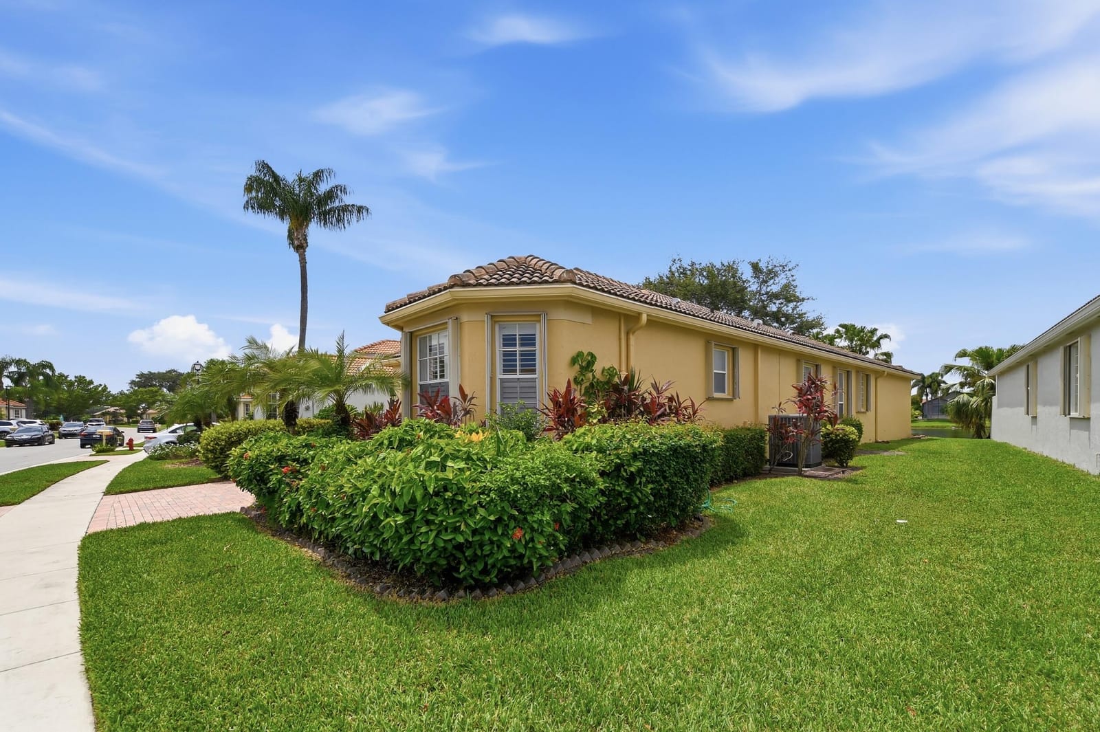 7229 Cataluna Circle — photo 10